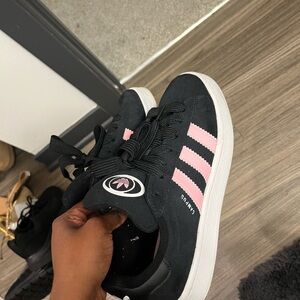 Black and pink adidas campus! In stable condition